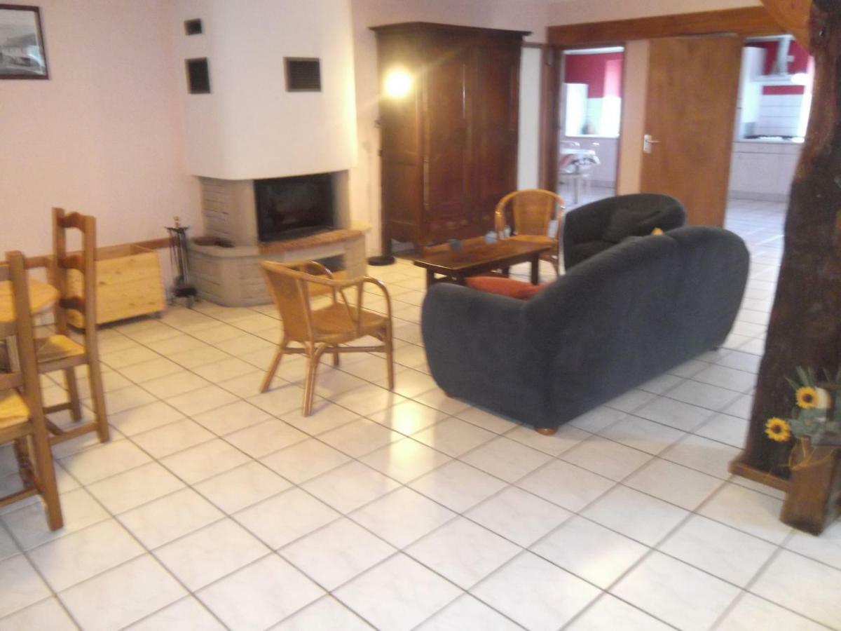 Holiday home Le Sauceley Maison De Pour 6 A 10 Personnes *